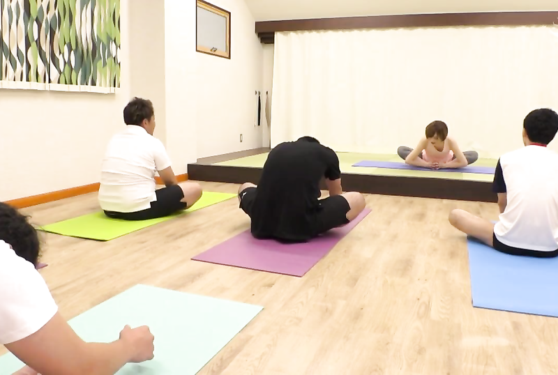 ABP-811 瞄準男人強制做愛榨取精子的里美尤利婭